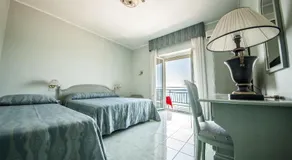 Hotel Murano - Image 2