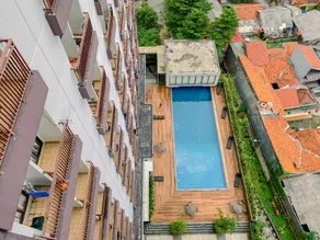 Studio Neat at Dave Apartment By Travelio - Image 4