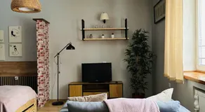 Mini Studio - Image 2