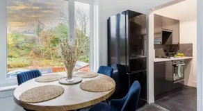 Modern 3-Bed Apartment, Free Parking, Glasgow - Image 4