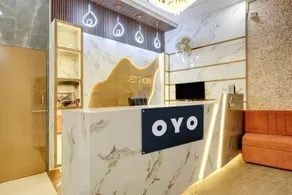 Hotel O by OYO JC Luxury Hotel - Image 2