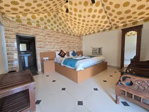 Luxury Desert Camping - Image 2