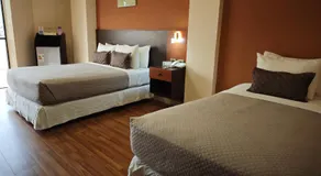 Hotel Pairumani - Image 2