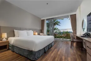 Flamingo Cát Bà Sea Residence , Sky Villa Premier Ocean View King Bed - Image 2