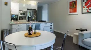 Cleo, Indoor pool and gym. Central location - Image 4