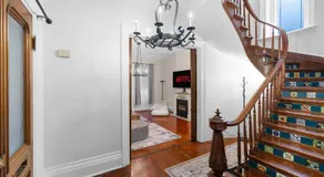 Walk to Allentown with Free Parking and WFH Space - Image 2