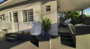 Aconchegante Microcasa Banheiro Privativo e Garagem Compartilhada - Image 3
