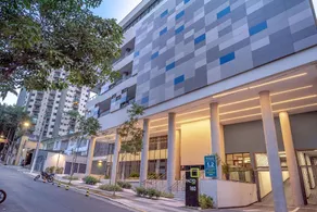 Studio com coworking, piscina e vista da cidade - Image 4