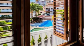 Live Caletillas Taunus Pool - Image 3