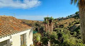 Charming Andalusian Finca, Sea View & Nature, 30 min from Málaga - Image 4