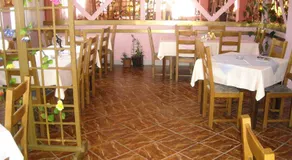 Motel Restaurant Good Luck - Image 5