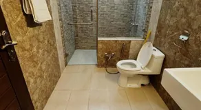 Comfortable inn Guest House - Image 5