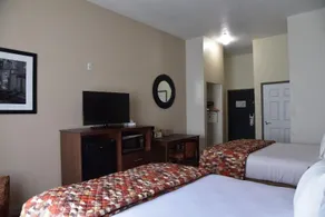 Expo Inn & Suites - Image 3