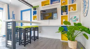 Viking Hill Oceanfront Hostel & Resort - Image 5