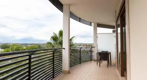 S Hotel - Image 5