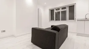 2 Bed Apartment In Wembley, Ealing, London - Image 3