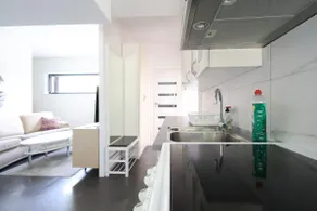 2BR Villa • 2 Beds • Parking • Great for Workers - Image 5