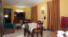 The Royals Home Stay - Image 4