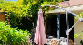 Group stays for Friends Families Weddings and Events Walkable to Fremantle and attractions Super Spacious with garden and courtyard and balcony and parking for 2 cars Sleeps 6 3BD 3BR - Image 3