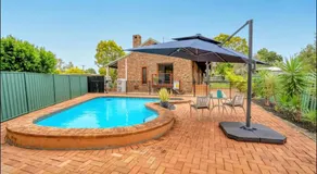 Sleeps 10 - Pool - 5 Bedrooms - Image 5