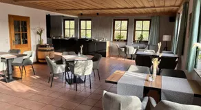 Gästehaus & Weingut Volker Schmitt - Image 3