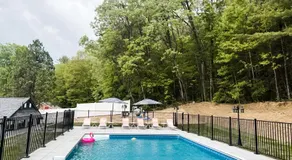 Hideaway Lodge - Glen Lake, Lake George - Image 3