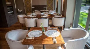 Hotel Alhambra - Image 2