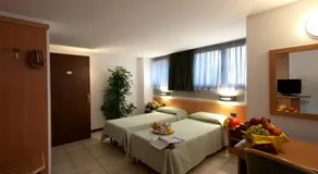 Hotel Roma - Image 2