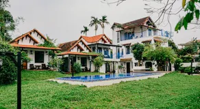 La Y Riverview - Image 4