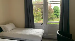 Mayfair Guest House - Image 5