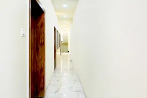 Townhouse Oak Govardhan - Image 5
