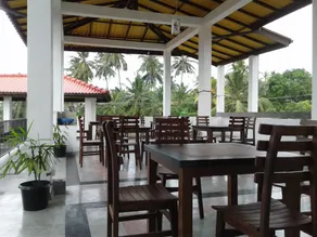 Sanras hotel - Image 2