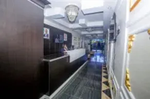Doreen Grand Hotel and Suites - Image 5