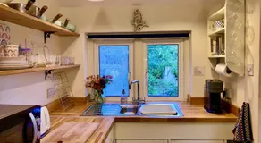 Key Cottage, sleeps 8 - Image 4