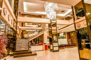 El Cavana Bandung - Image 2