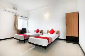 Hotel O Black Pearl Residency - Image 2