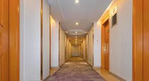 Vienna Hotel Shenzhen Longgang Vanke Li Jixiang Metro Station Branch - Image 5