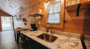 Cabin #1 Studio with Kitchenette - Image 3