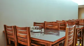 Hotel Mauli - Image 4