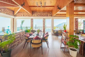 Mackenzie Luxury Boutique Stay by Quercus Oak Stays - Image 2