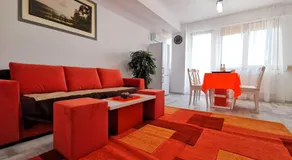 Violet Apartment-Brilliant Apartments - Image 3