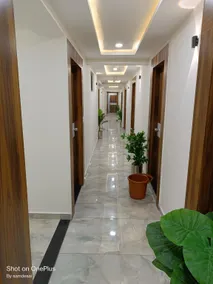 Hotel Royal Grand - Image 4