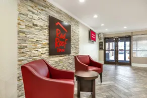 Red Roof Inn Raleigh Northeast - Downtown - Image 3