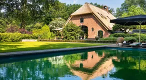 Luxe Veluwse Bosrand Suite met Jacuzzi en Zwembad - Image 2