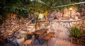The Nest - A Romantic Vacation Home in Ein Kerem - Jerusalem - Image 5
