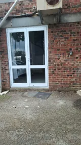 2 Double Beds, 3 Single Beds, and 2 Sofa Beds Serviced Studio - Image 3