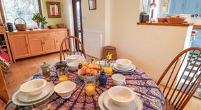 17 Demesne Gardens - Image 5