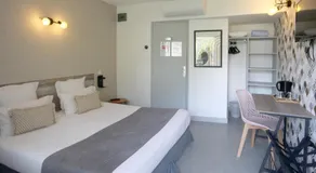 Logis Hôtel Le Vanséen - Image 2