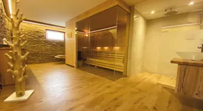 Hotel Kärnten - Image 3