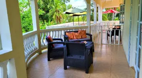Comfort Suites - One Bedroom Apartment - Image 5